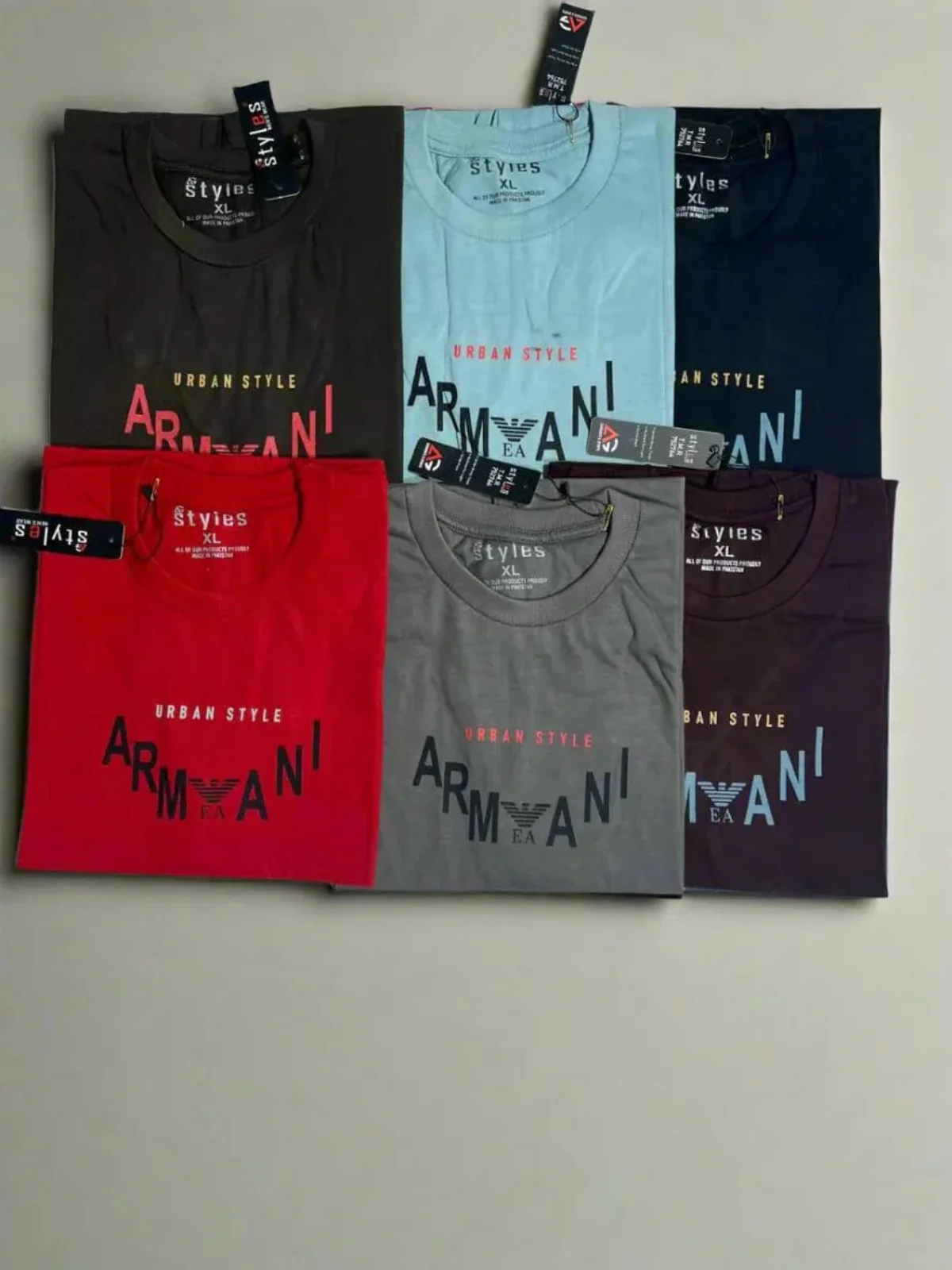 Crew-neck, short-sleeve t-shirts